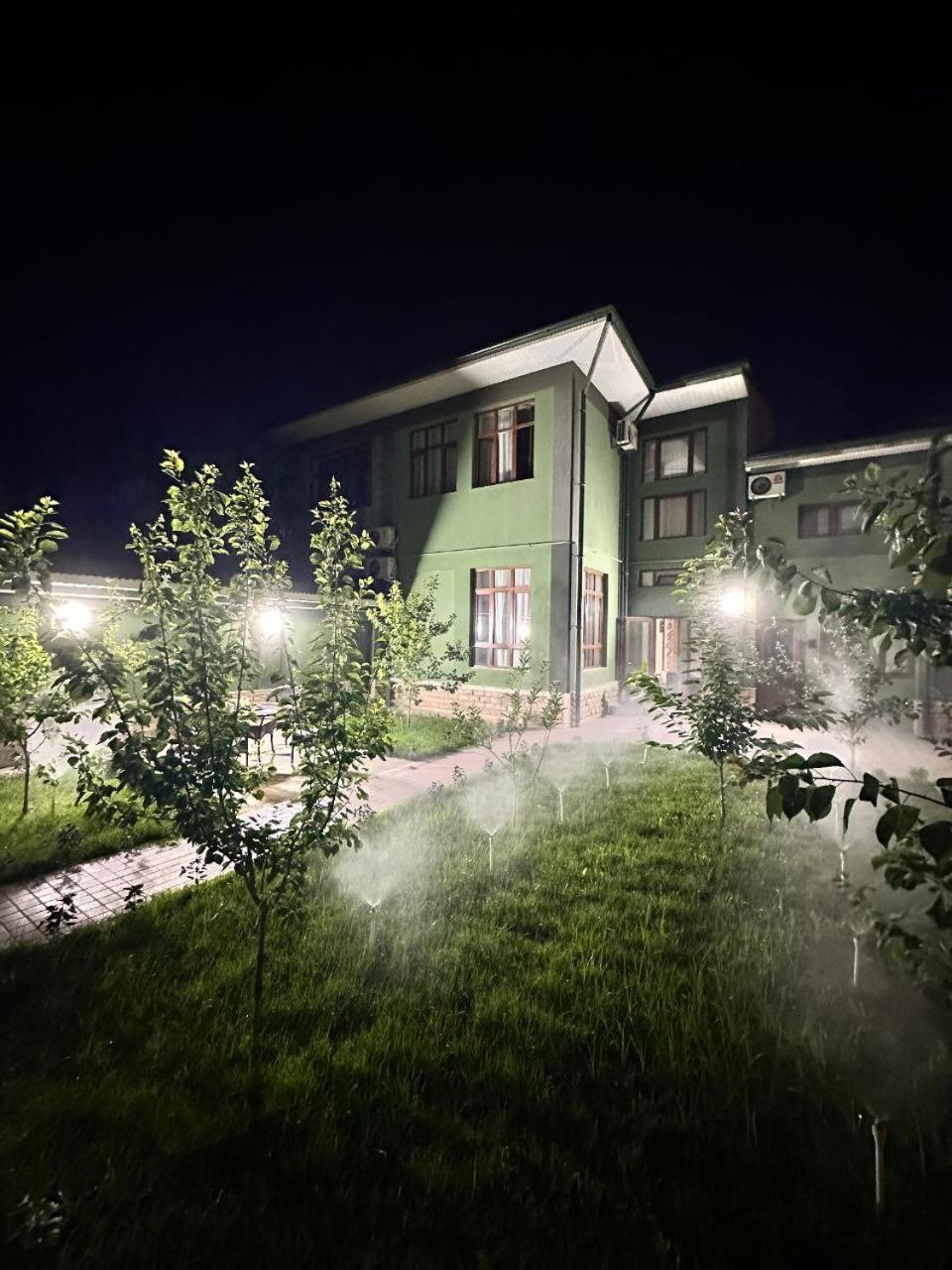 Art Inn Hotel Tasjkent Buitenkant foto